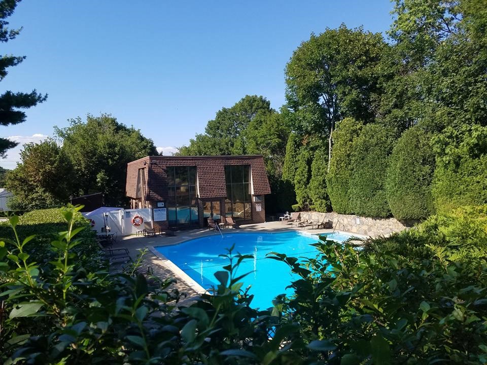 Bainbridge Apartments, 363 Simmonsville Avenue, Johnston, RI RentCafe